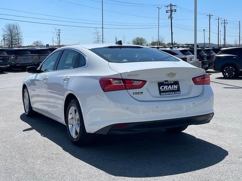 Used 2023 Chevrolet Malibu LS w/ Driver Confidence Package FWD image 5