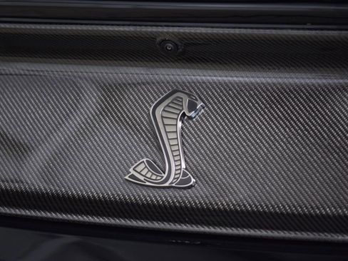 Used 2021 Ford Mustang Shelby GT500 w/ Technology Package RWD image 24