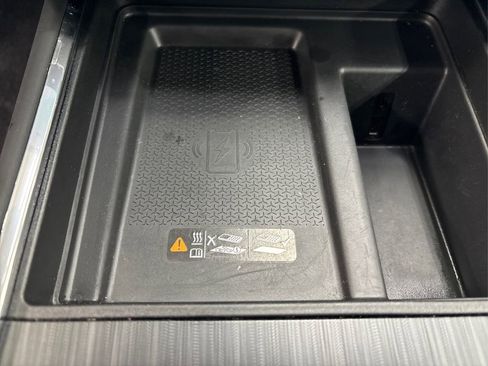 Used 2024 GMC Acadia Elevation w/ Trailering Package image 43