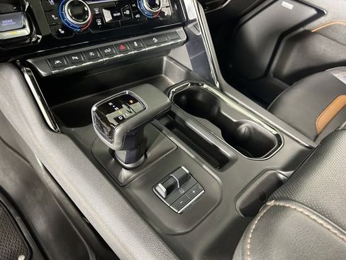 Used 2024 GMC Sierra 1500 AT4 w/ AT4 Premium Package image 27