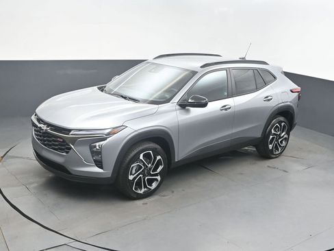 New 2026 Chevrolet Trax RS w/ Driver Confidence Package image 33