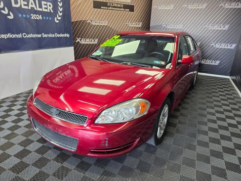 Used 2014 Chevrolet Impala LT w/ LT Sunroof Package image 2