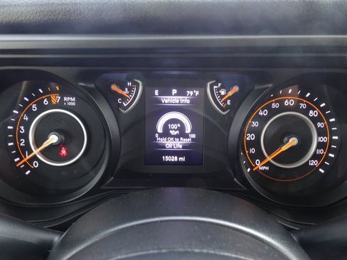 Used 2024 Jeep Gladiator Sport image 12