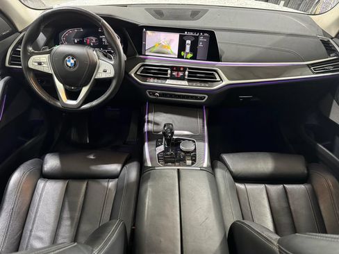 Used 2021 BMW X7 xDrive40i w/ Premium Package AWD/4WD image 9