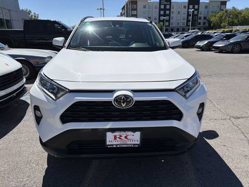 Used 2021 Toyota RAV4 XLE AWD/4WD image 7