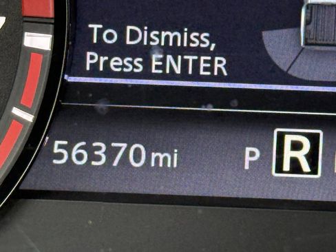 Used 2022 Nissan Frontier PRO-4X image 9