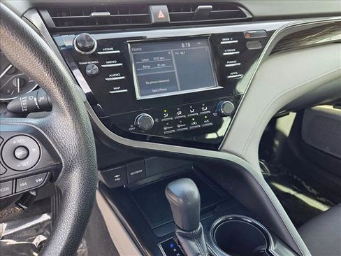 Used 2019 Toyota Camry LE w/ Carpet Mat Package image 14