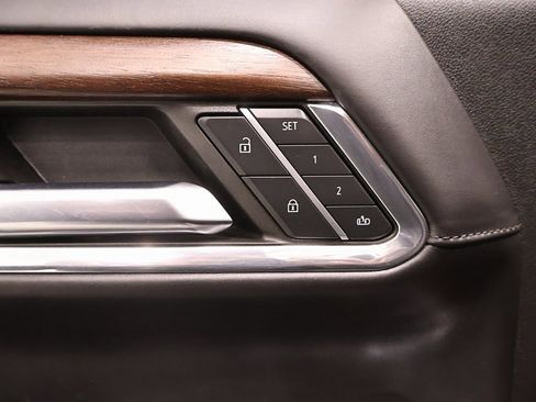 Used 2024 GMC Sierra 3500 Denali Ultimate image 11