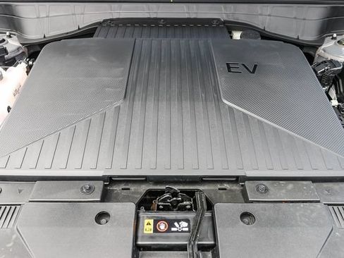 Certified 2024 Hyundai Kona SEL FWD image 33