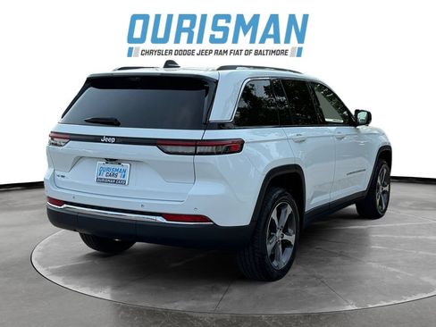 Used 2023 Jeep Grand Cherokee 4WD 4xe w/ Luxury Tech Group II image 6