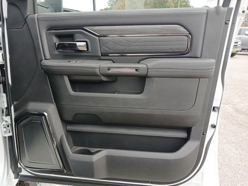 New 2026 RAM 2500 Limited image 40