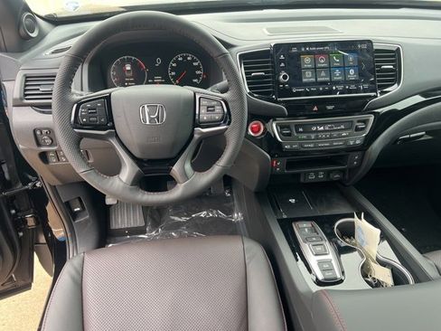 New 2026 Honda Ridgeline Black Edition image 9