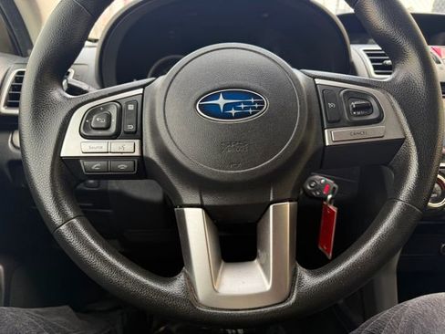 Used 2018 Subaru Forester 2.5i Premium w/ All-Weather Package image 11