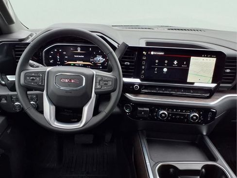 New 2026 GMC Sierra 2500 SLT AWD/4WD image 4