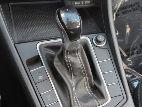 Used 2025 Volkswagen Jetta S image 18