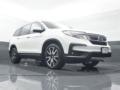 Used 2022 Honda Pilot Touring image 13