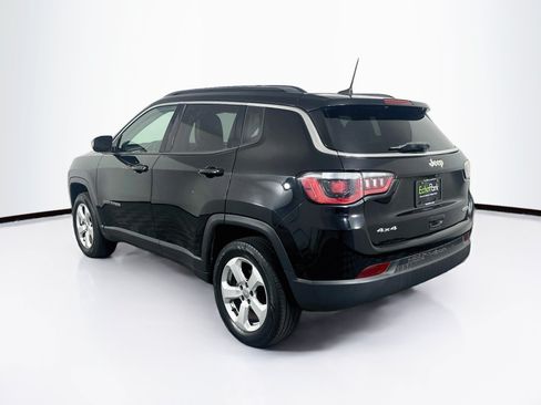 Used 2018 Jeep Compass Latitude w/ Popular Equipment Group AWD/4WD image 5