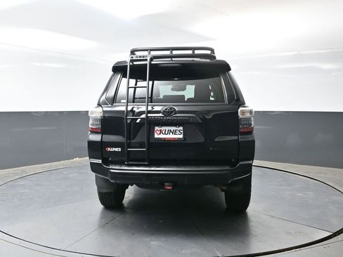 Used 2022 Toyota 4Runner TRD Pro AWD/4WD image 11