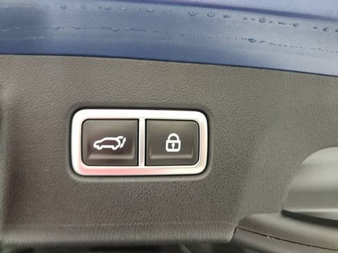 Used 2023 Kia Sorento SX FWD image 30