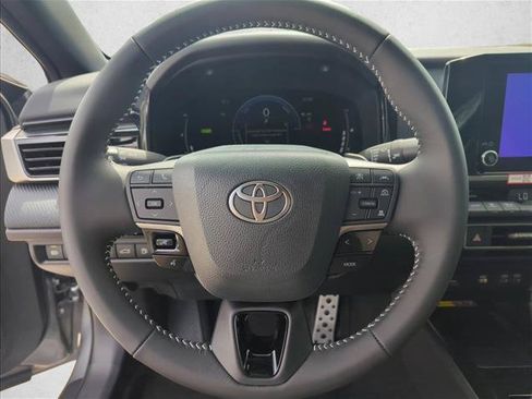 New 2026 Toyota Camry SE FWD image 18
