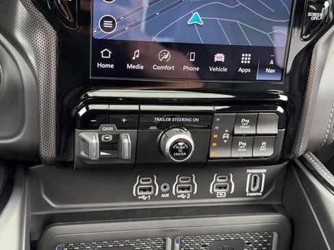 New 2026 RAM 1500 Limited w/ Trailer Tow Group AWD/4WD image 21