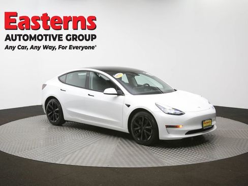 Used 2021 Tesla Model 3 Standard Range Plus image 48