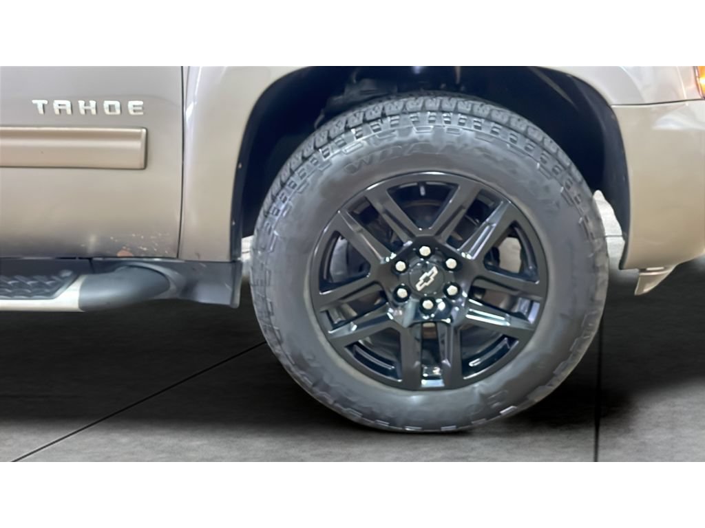 Used 2011 Chevrolet Tahoe LT AWD/4WD image 22