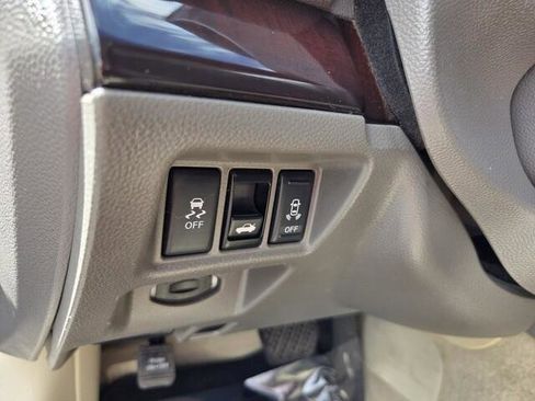 Used 2014 INFINITI Q60 Convertible w/ Premium Package image 12