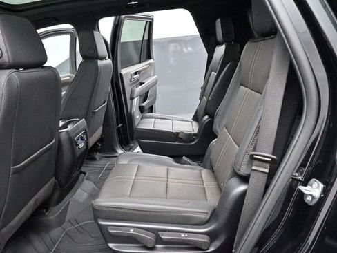 Used 2025 Chevrolet Tahoe High Country w/ Sun And Tow Package image 27