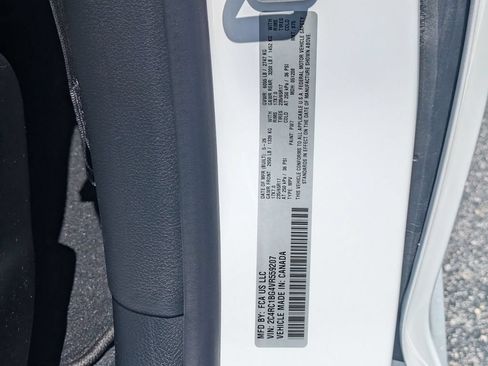 New 2027 Chrysler Pacifica Select w/ Family Tech Group FWD image 27