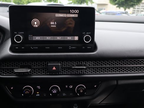 Used 2023 Honda HR-V Sport image 19