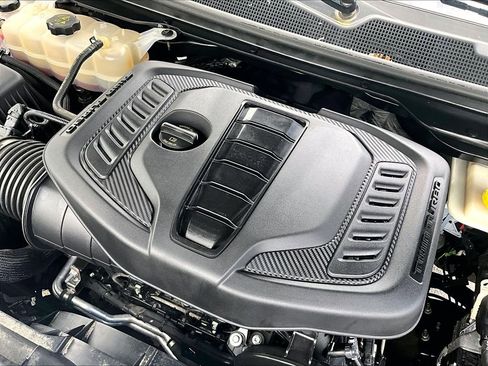 Used 2024 Jeep Wagoneer L 4WD image 35