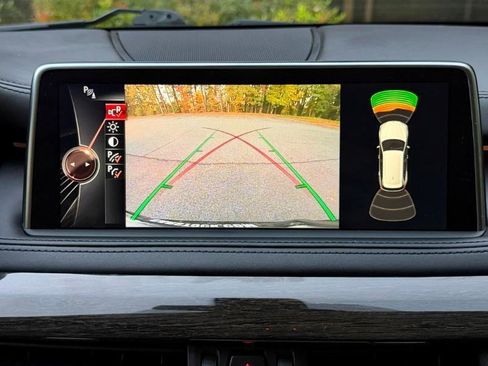 Used 2016 BMW X5 xDrive50i image 24