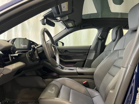 Certified 2022 Porsche Taycan 4S image 5