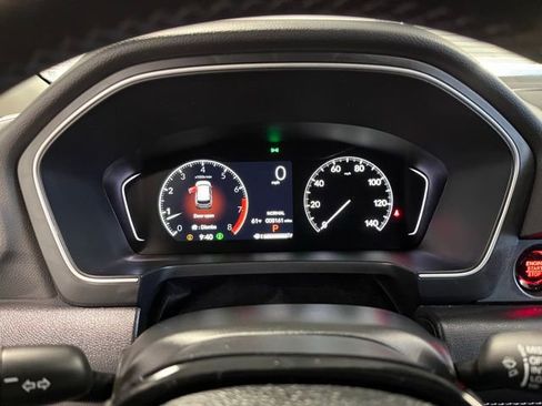 Used 2025 Honda Pilot Touring image 26