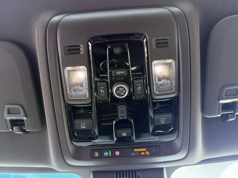 New 2026 GMC Yukon XL Elevation w/ Elevation Premium Package image 33