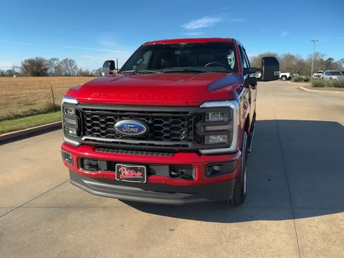 Used 2024 Ford F250 Lariat w/ Lariat Ultimate Package image 3