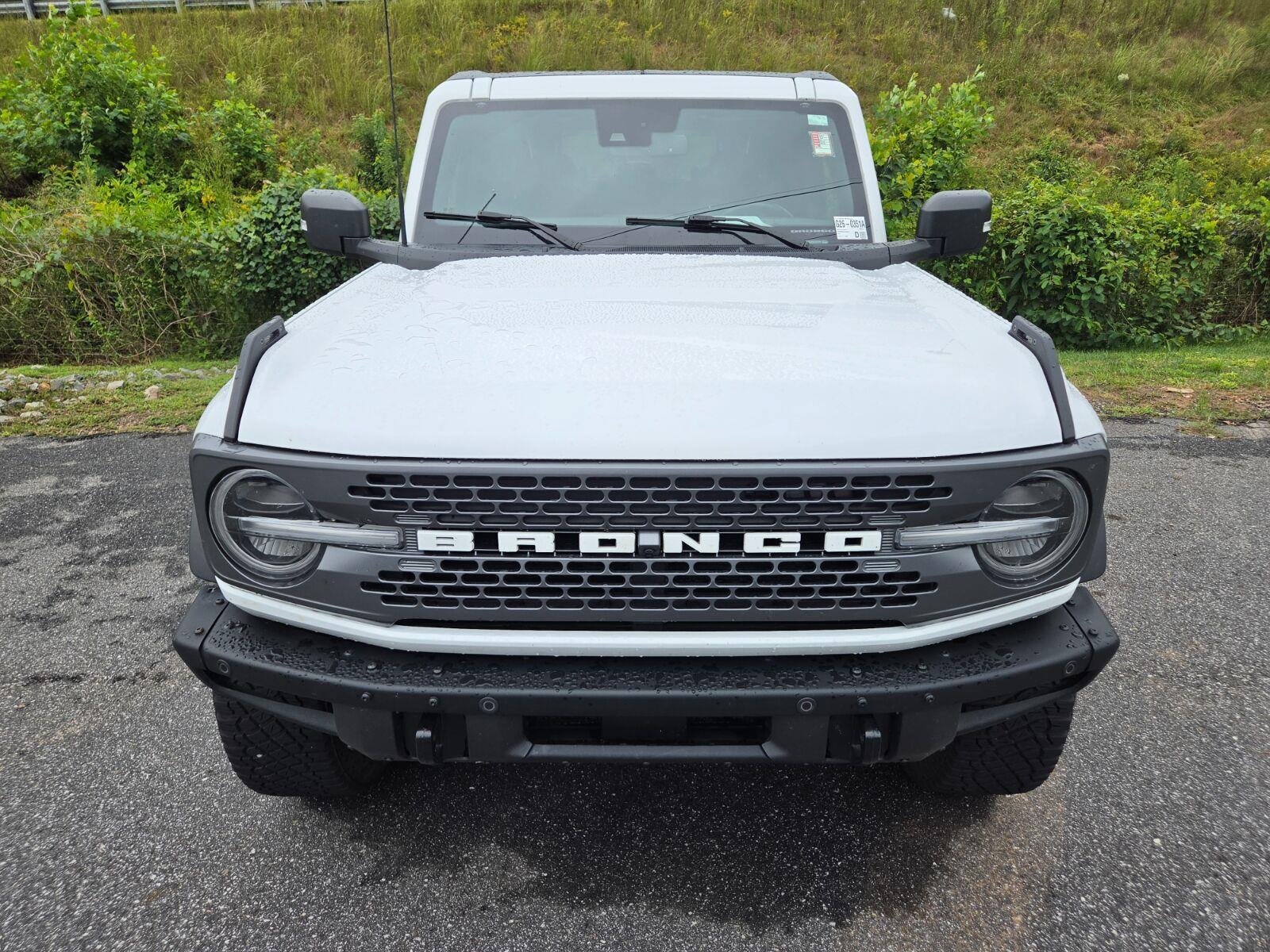 Used 2024 Ford Bronco Badlands AWD/4WD image 2
