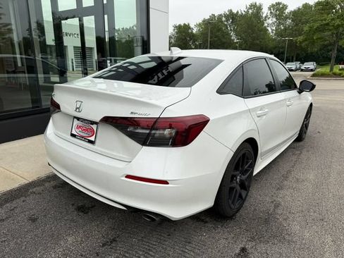 Used 2025 Honda Civic Sport image 3