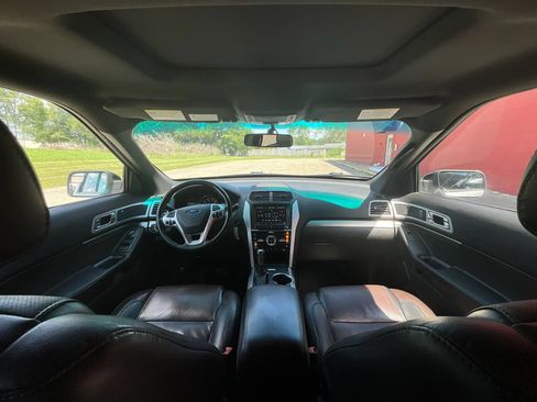 Used 2015 Ford Explorer Sport AWD/4WD image 18