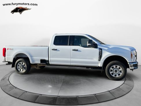 Used 2024 Ford F350 XLT w/ FX4 Off-Road Package image 2
