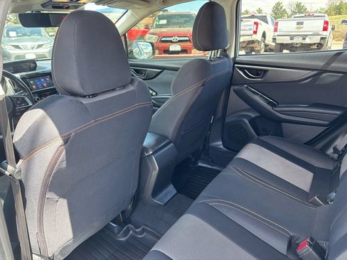 Used 2021 Subaru Crosstrek 2.0i Premium w/ Moonroof Package AWD/4WD image 17