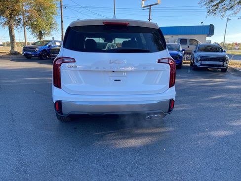 New 2025 Kia Telluride S image 6