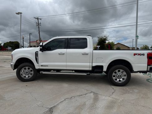 Used 2023 Ford F250 Lariat w/ Tow Technology Package AWD/4WD image 7