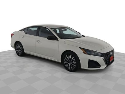 Used 2025 Nissan Altima 2.5 SV