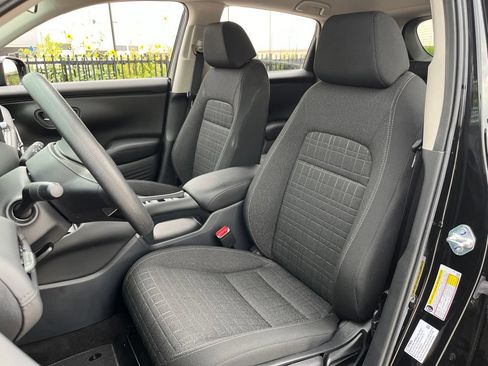 Certified 2026 Honda HR-V LX image 24