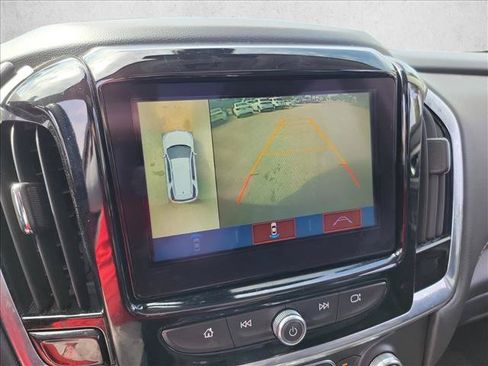 Used 2019 Chevrolet Traverse LT w/ LT Premium Package FWD image 24