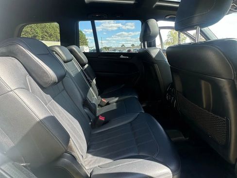 Used 2019 Mercedes-Benz GLS 450 4MATIC image 12