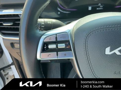 Certified 2025 Kia Telluride S image 21