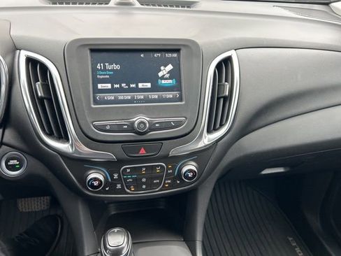 Used 2018 Chevrolet Equinox LT AWD/4WD image 7